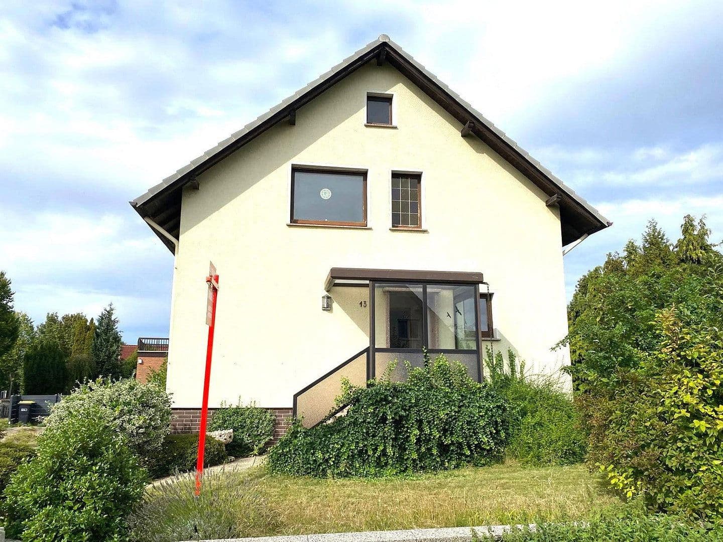 Predaj domu 139 m², pozemok 796 m², Alter Kirchweg 13, Porta Westfalica, Severné Porýnie - Westfálsko Predaj domu 139 m², pozemok 796 m², Alter Kirchweg 13, Porta Westfalica, Severné Porýnie - Westfálsko