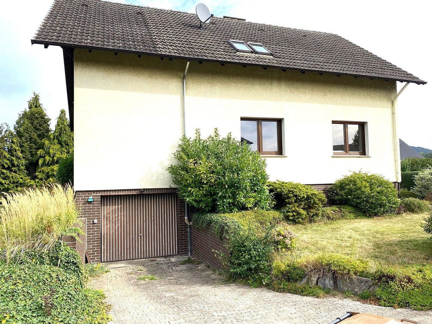 Predaj domu 139 m², pozemok 796 m², Alter Kirchweg 13, Porta Westfalica, Severné Porýnie - Westfálsko Predaj domu 139 m², pozemok 796 m², Alter Kirchweg 13, Porta Westfalica, Severné Porýnie - Westfálsko