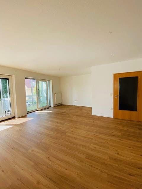Prenájom bytu 3-izbový 87 m², Untere Gasse 9, Ergersheim, Bavorsko Prenájom bytu 3-izbový 87 m², Untere Gasse 9, Ergersheim, Bavorsko