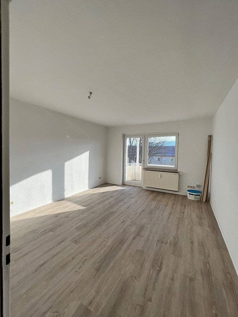 Prenájom bytu 3-izbový 61 m², Schützenhofstraße, Jena, Durínsko Prenájom bytu 3-izbový 61 m², Schützenhofstraße, Jena, Durínsko