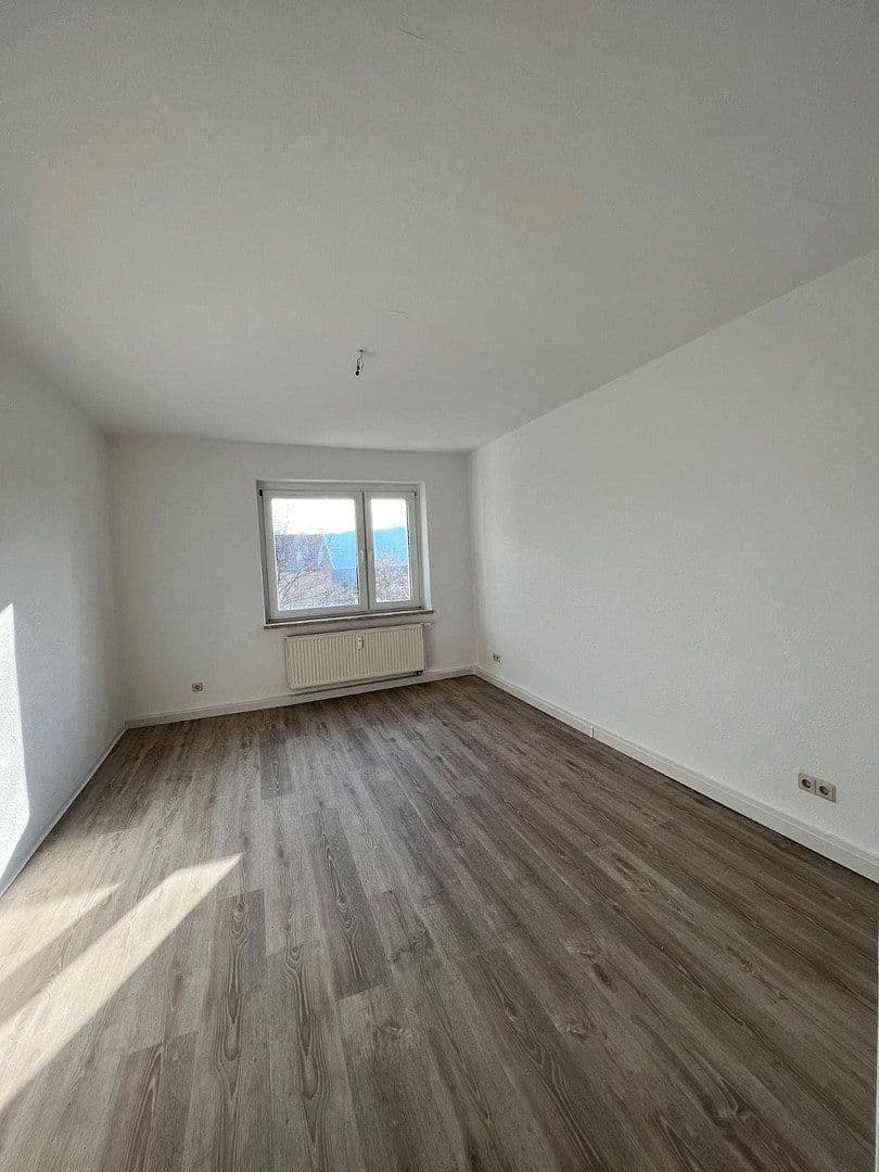 Prenájom bytu 3-izbový 61 m², Schützenhofstraße, Jena, Durínsko Prenájom bytu 3-izbový 61 m², Schützenhofstraße, Jena, Durínsko