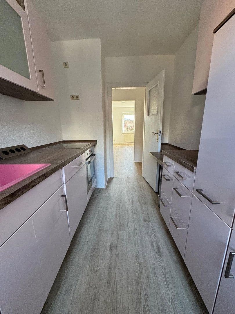 Prenájom bytu 3-izbový 61 m², Schützenhofstraße, Jena, Durínsko Prenájom bytu 3-izbový 61 m², Schützenhofstraße, Jena, Durínsko