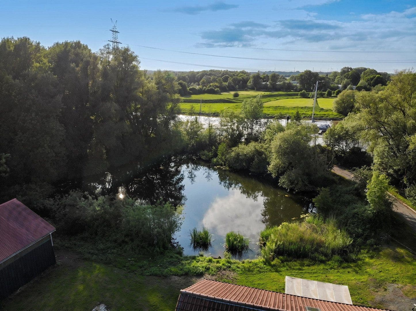 Predaj domu 316 m², pozemok 4.754 m², Butendiek 1, Stade, Dolné Sasko Predaj domu 316 m², pozemok 4.754 m², Butendiek 1, Stade, Dolné Sasko