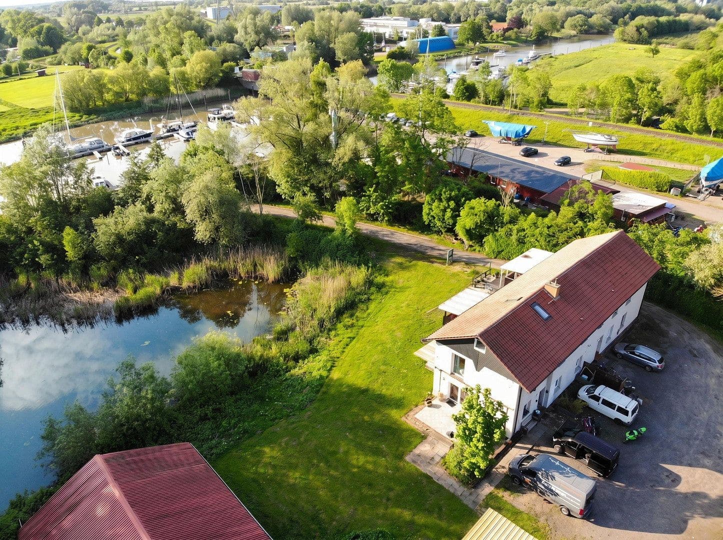 Predaj domu 316 m², pozemok 4.754 m², Butendiek 1, Stade, Dolné Sasko Predaj domu 316 m², pozemok 4.754 m², Butendiek 1, Stade, Dolné Sasko