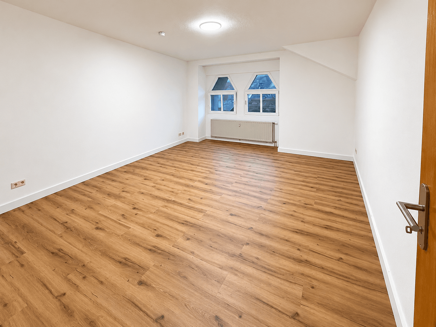 Prenájom bytu 1-izbový 43 m², Bad Neuenahr-Ahrweiler, Porýnie-Falcko Prenájom bytu 1-izbový 43 m², Bad Neuenahr-Ahrweiler, Porýnie-Falcko