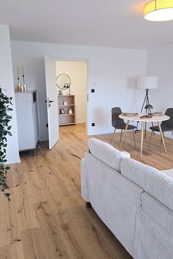 Predaj bytu 3-izbový 81 m², Bergstraße 40, Ludwigsburg, Bádensko-Wurttembersko Predaj bytu 3-izbový 81 m², Bergstraße 40, Ludwigsburg, Bádensko-Wurttembersko
