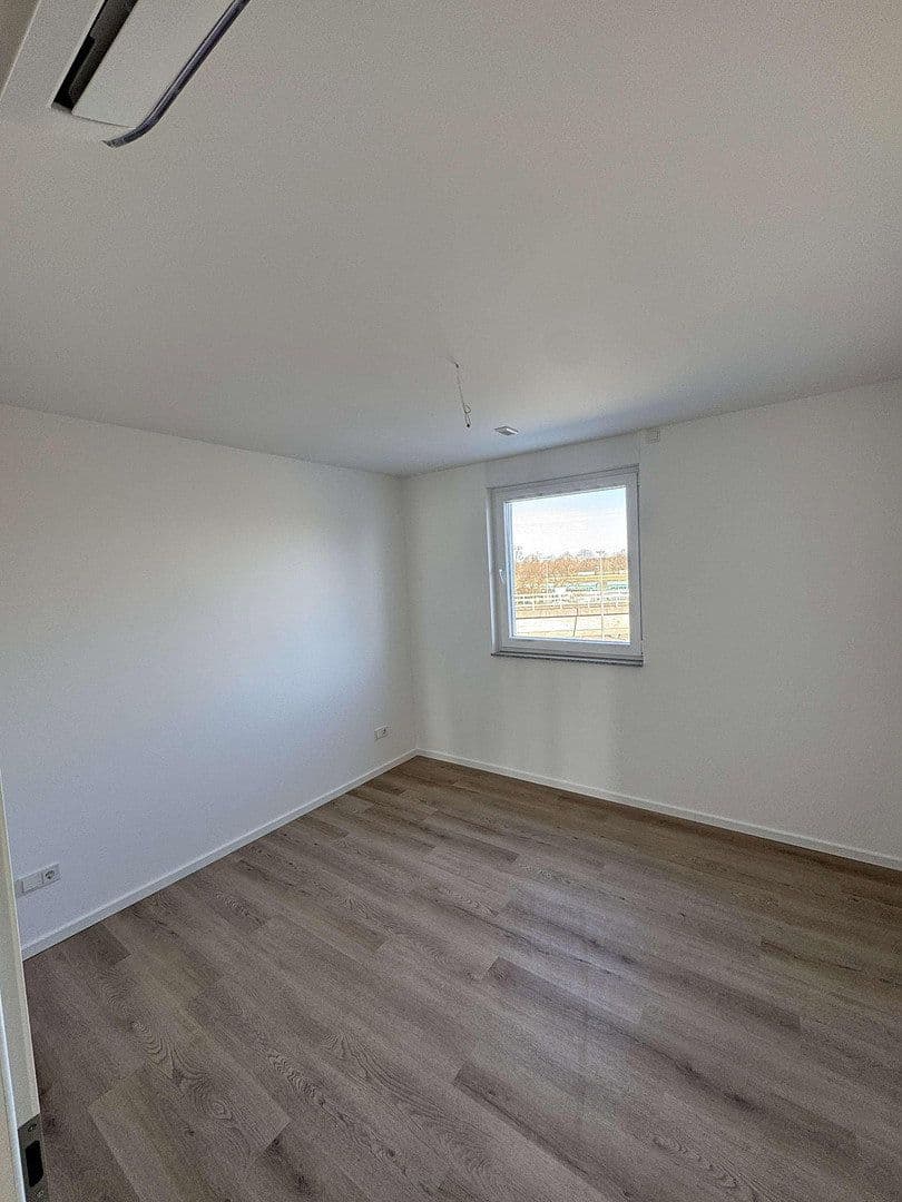 Prenájom bytu 3-izbový 69 m², Amsterdamer Straße 301, Köln, Severné Porýnie - Westfálsko Prenájom bytu 3-izbový 69 m², Amsterdamer Straße 301, Köln, Severné Porýnie - Westfálsko
