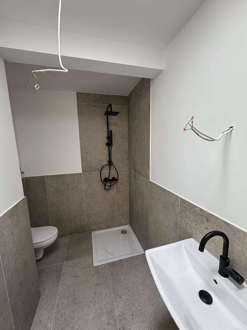 Prenájom bytu 3-izbový 69 m², Amsterdamer Straße 301, Köln, Severné Porýnie - Westfálsko Prenájom bytu 3-izbový 69 m², Amsterdamer Straße 301, Köln, Severné Porýnie - Westfálsko