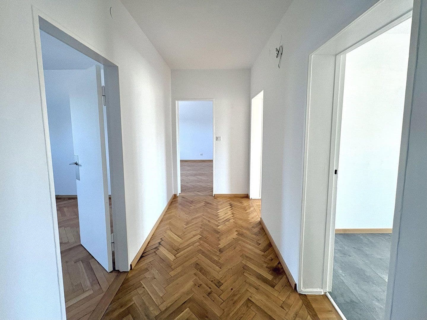 Predaj bytu 3-izbový 100 m², Levi-Strauss-Straße 9, Kitzingen, Bavorsko Predaj bytu 3-izbový 100 m², Levi-Strauss-Straße 9, Kitzingen, Bavorsko