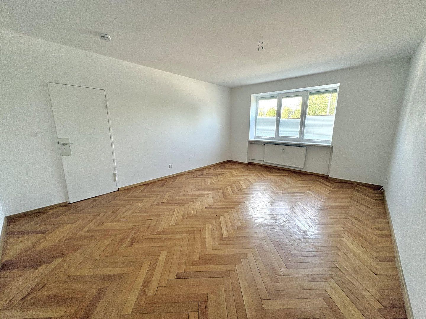 Predaj bytu 3-izbový 100 m², Levi-Strauss-Straße 9, Kitzingen, Bavorsko Predaj bytu 3-izbový 100 m², Levi-Strauss-Straße 9, Kitzingen, Bavorsko
