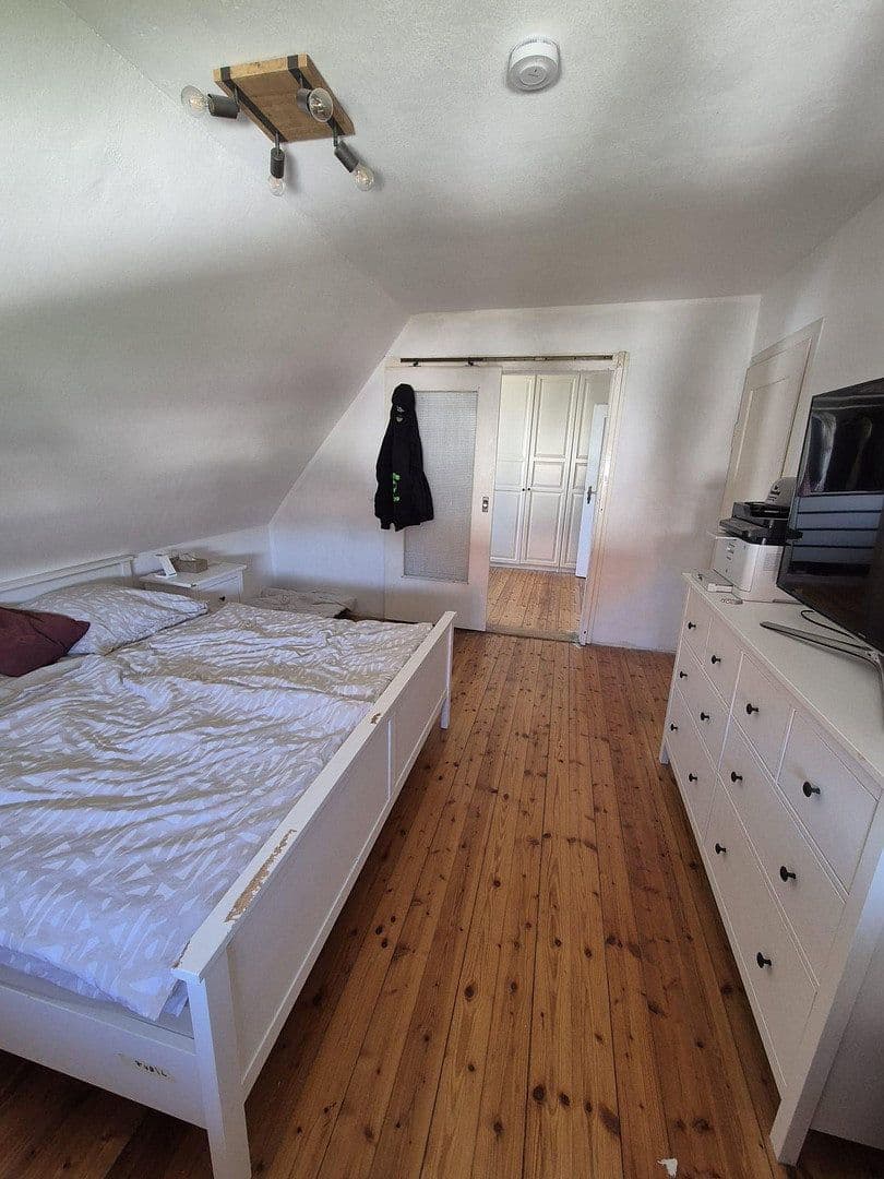 Predaj domu 143 m², pozemok 683 m², Linkenheim-Hochstetten, Bádensko-Wurttembersko Predaj domu 143 m², pozemok 683 m², Linkenheim-Hochstetten, Bádensko-Wurttembersko