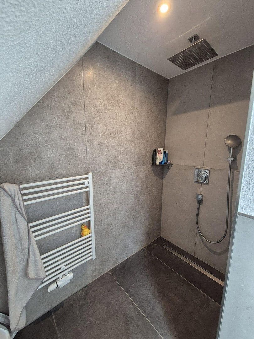Predaj domu 143 m², pozemok 683 m², Linkenheim-Hochstetten, Bádensko-Wurttembersko Predaj domu 143 m², pozemok 683 m², Linkenheim-Hochstetten, Bádensko-Wurttembersko