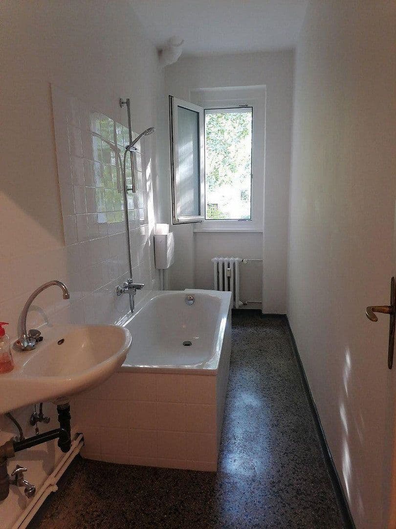 Predaj bytu 2-izbový 52 m², Attilagarten 6, Berlin, Berlín Predaj bytu 2-izbový 52 m², Attilagarten 6, Berlin, Berlín
