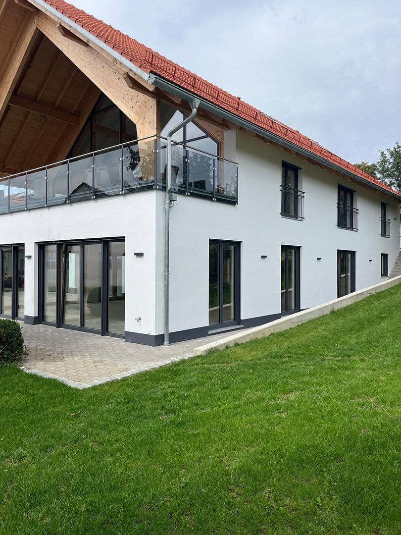 Prenájom kancelárie 262 m², Schachach 4, Gerolsbach, Bavorsko Prenájom kancelárie 262 m², Schachach 4, Gerolsbach, Bavorsko