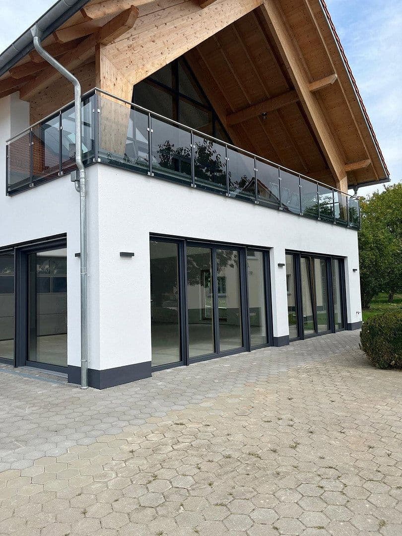 Prenájom kancelárie 262 m², Schachach 4, Gerolsbach, Bavorsko Prenájom kancelárie 262 m², Schachach 4, Gerolsbach, Bavorsko