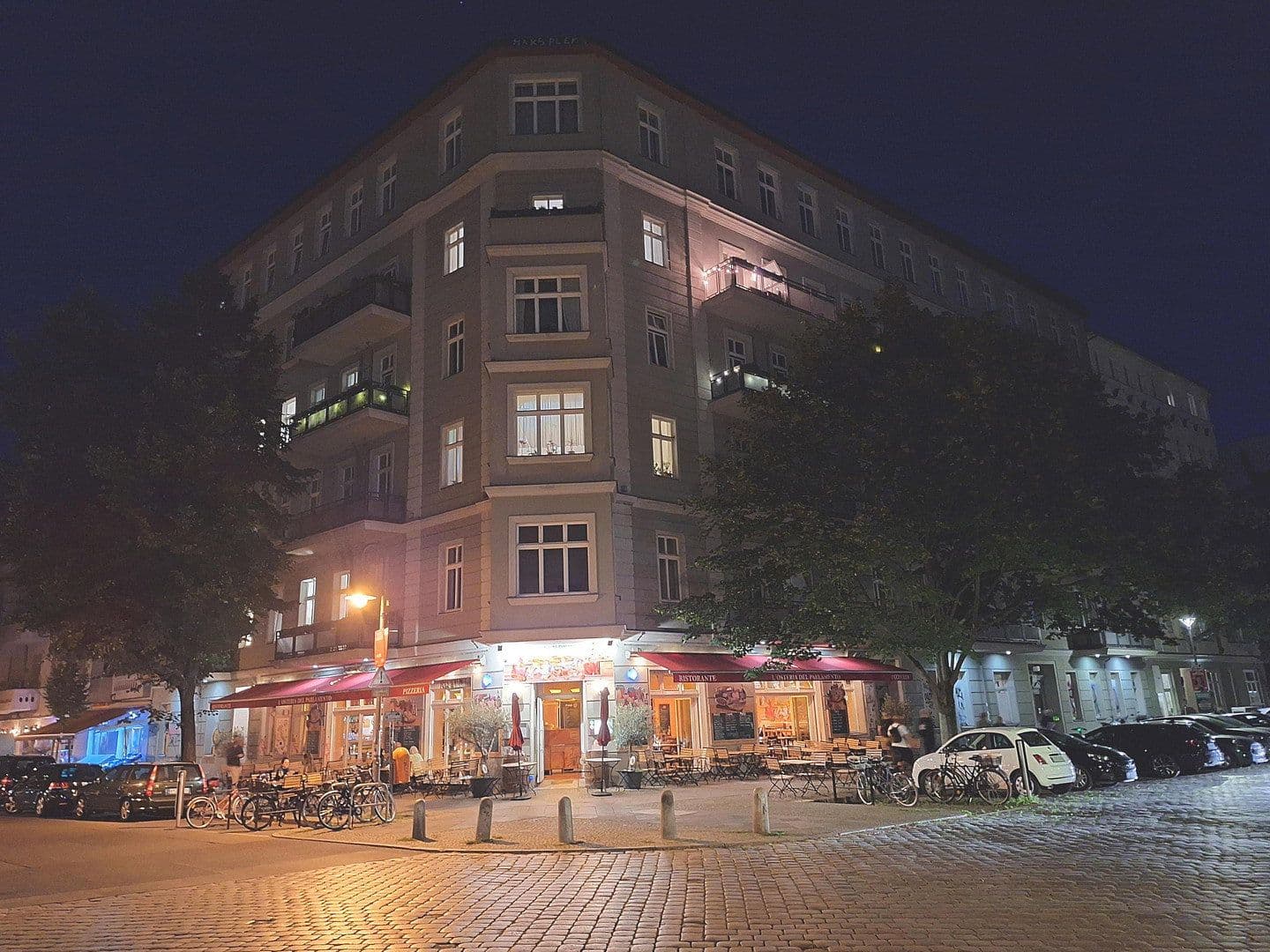 Predaj bytu 4-izbový 107 m², Berlin, Berlín Predaj bytu 4-izbový 107 m², Berlin, Berlín