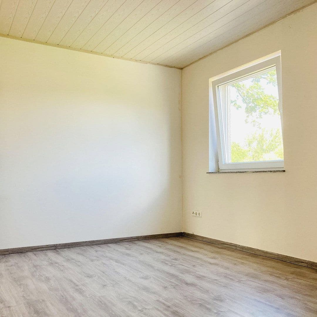 Prenájom domu 177 m², pozemok 511 m², Meinersen, Dolné Sasko Prenájom domu 177 m², pozemok 511 m², Meinersen, Dolné Sasko
