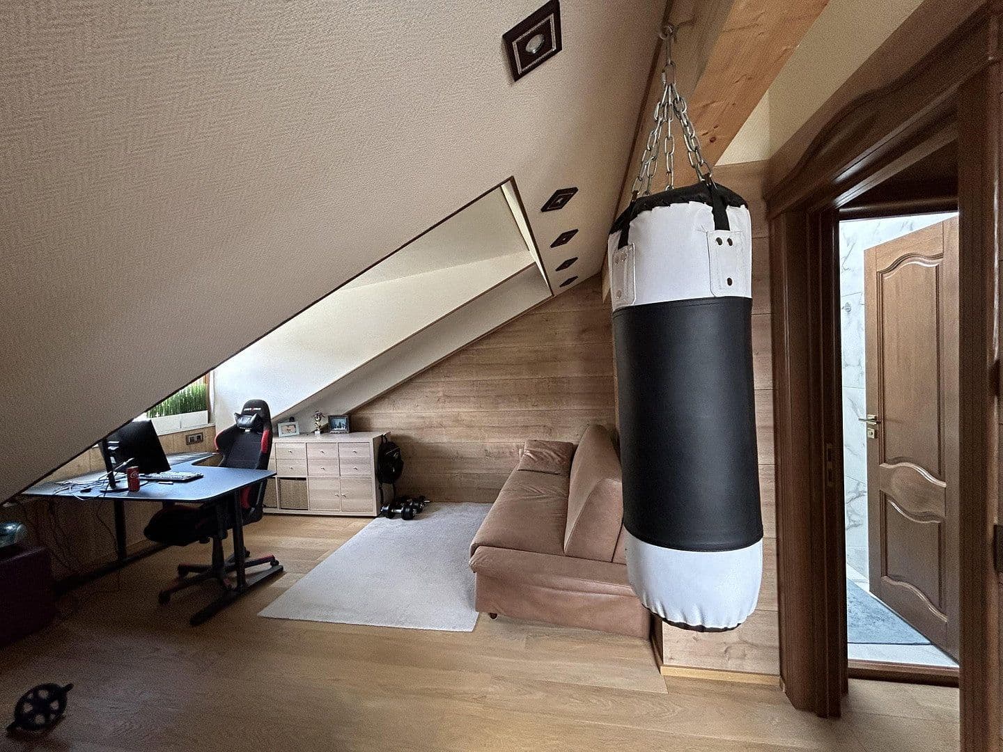 Predaj domu 125 m², pozemok 60 m², Garmisch-Partenkirchen, Bavorsko Predaj domu 125 m², pozemok 60 m², Garmisch-Partenkirchen, Bavorsko
