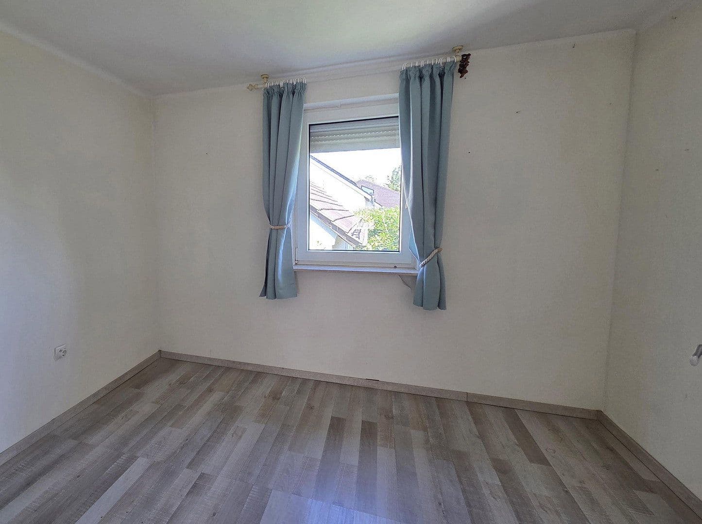 Predaj domu 134 m², pozemok 911 m², Schauernheimer Straße 20, Dannstadt-Schauernheim, Porýnie-Falcko Predaj domu 134 m², pozemok 911 m², Schauernheimer Straße 20, Dannstadt-Schauernheim, Porýnie-Falcko