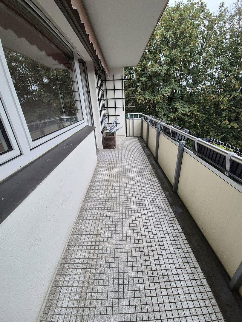 Predaj bytu 4-izbový 98 m², Wuppertal Cronenberg, Severné Porýnie - Westfálsko Predaj bytu 4-izbový 98 m², Wuppertal Cronenberg, Severné Porýnie - Westfálsko