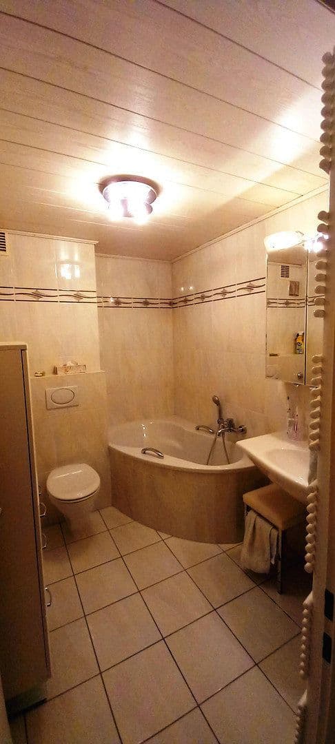 Predaj bytu 4-izbový 98 m², Wuppertal Cronenberg, Severné Porýnie - Westfálsko Predaj bytu 4-izbový 98 m², Wuppertal Cronenberg, Severné Porýnie - Westfálsko