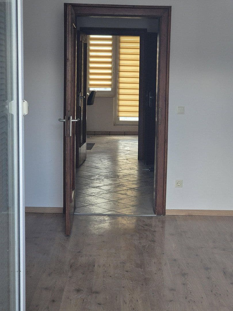 Prenájom bytu 1-izbový 43 m², Düsseldorf, Severné Porýnie - Westfálsko Prenájom bytu 1-izbový 43 m², Düsseldorf, Severné Porýnie - Westfálsko