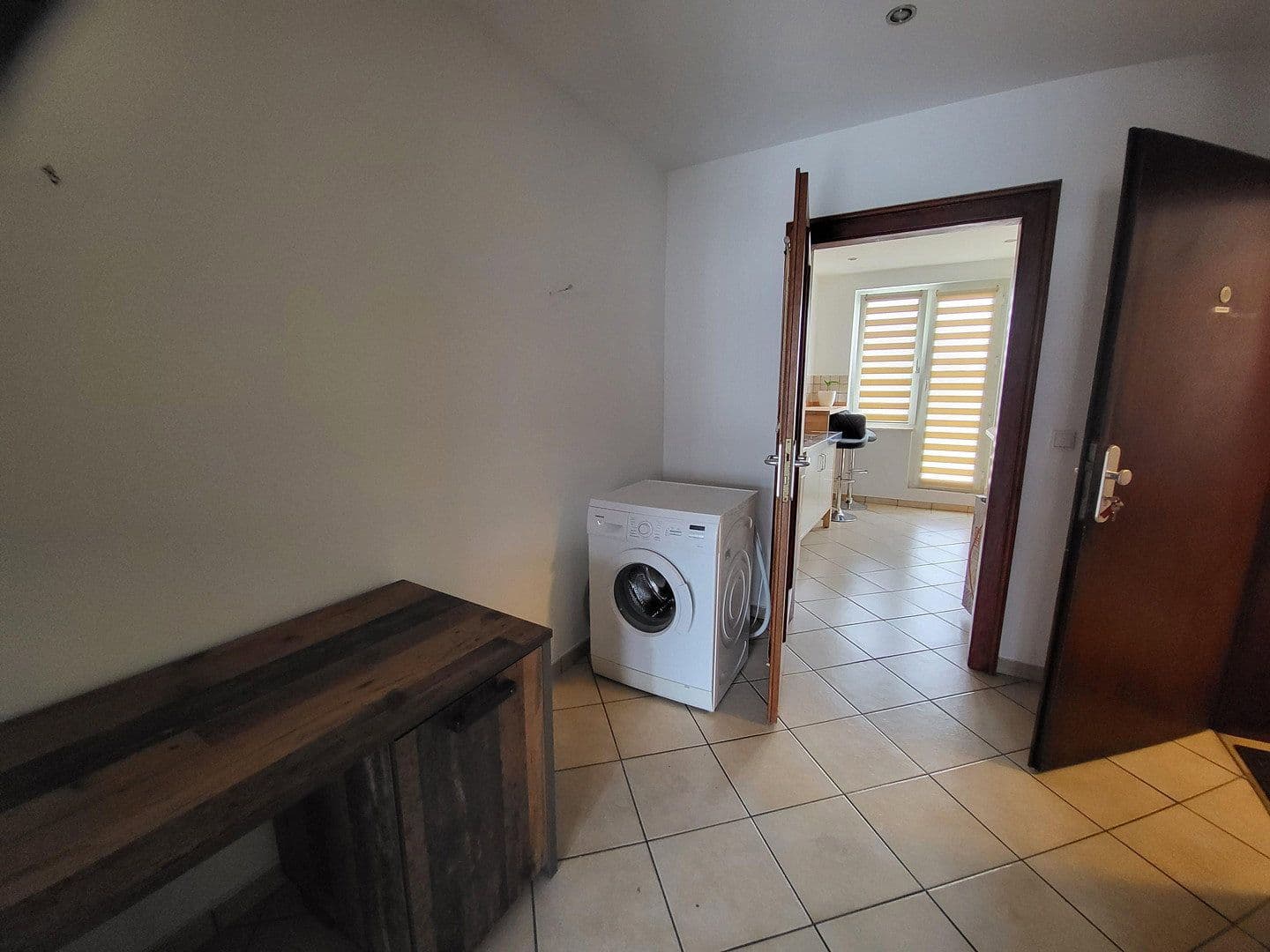 Prenájom bytu 1-izbový 43 m², Düsseldorf, Severné Porýnie - Westfálsko Prenájom bytu 1-izbový 43 m², Düsseldorf, Severné Porýnie - Westfálsko