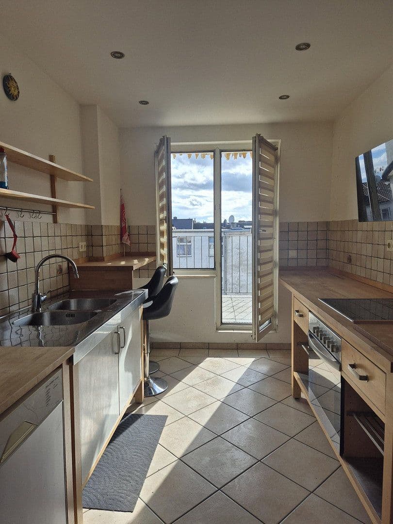 Prenájom bytu 1-izbový 43 m², Düsseldorf, Severné Porýnie - Westfálsko Prenájom bytu 1-izbový 43 m², Düsseldorf, Severné Porýnie - Westfálsko