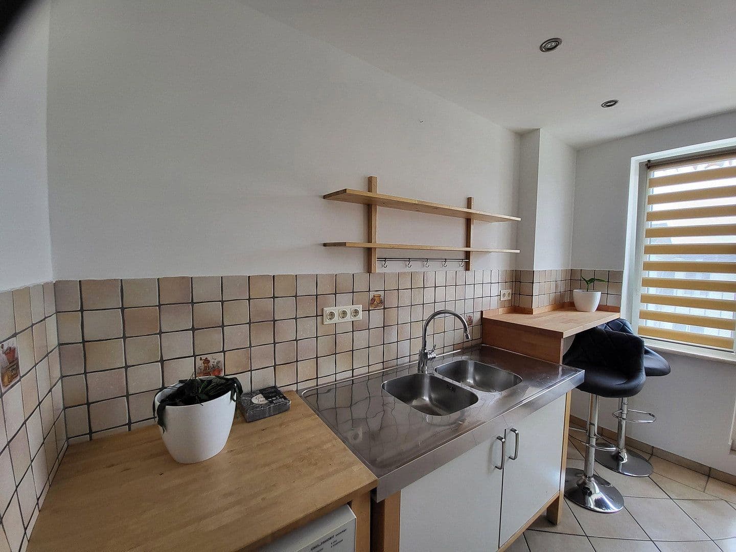 Prenájom bytu 1-izbový 43 m², Düsseldorf, Severné Porýnie - Westfálsko Prenájom bytu 1-izbový 43 m², Düsseldorf, Severné Porýnie - Westfálsko