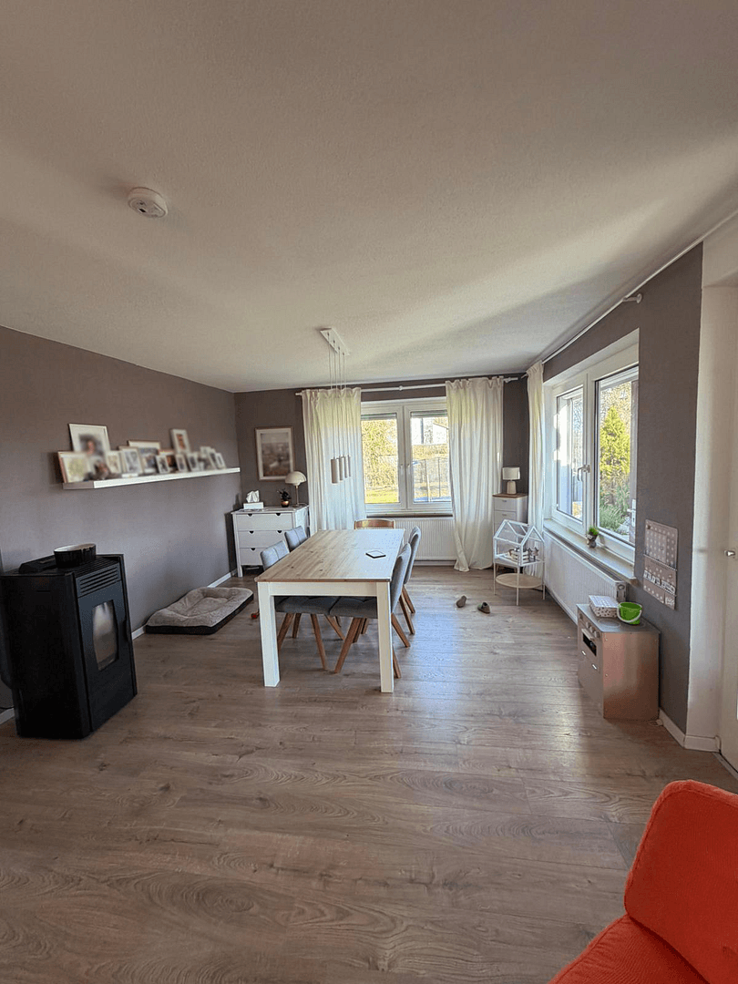 Predaj domu 145 m², pozemok 1.586 m², Dombühl, Bavorsko Predaj domu 145 m², pozemok 1.586 m², Dombühl, Bavorsko
