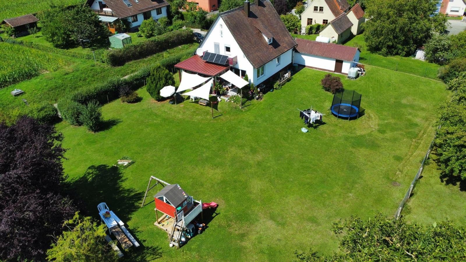 Predaj domu 145 m², pozemok 1.586 m², Dombühl, Bavorsko Predaj domu 145 m², pozemok 1.586 m², Dombühl, Bavorsko