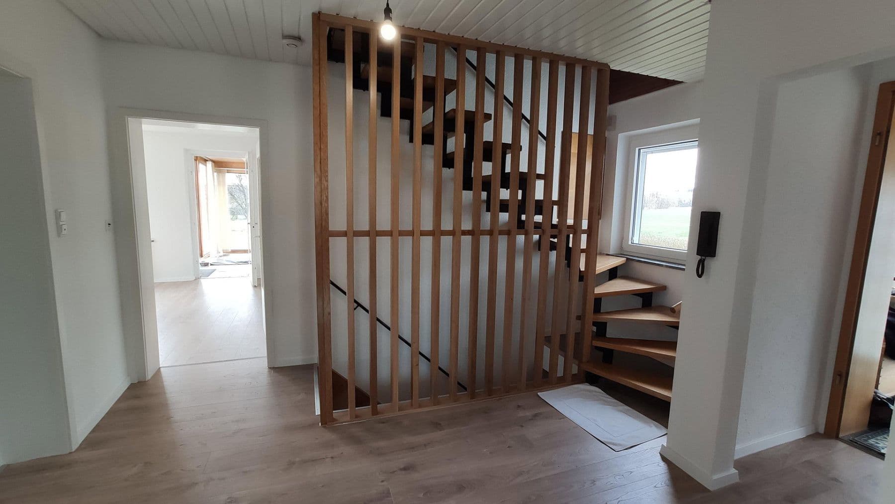 Predaj domu 145 m², pozemok 1.586 m², Dombühl, Bavorsko Predaj domu 145 m², pozemok 1.586 m², Dombühl, Bavorsko