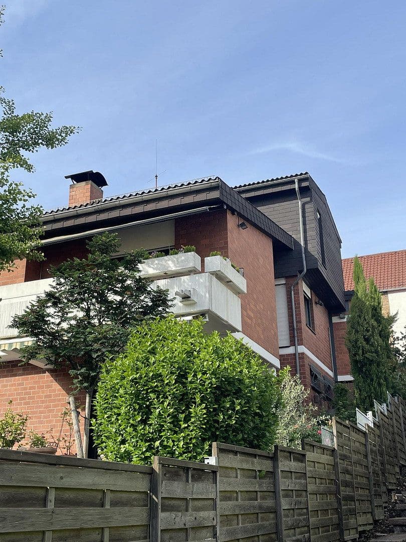 Predaj domu 218 m², pozemok 661 m², Wiesenstraße 10, Eltville am Rhein, Hesensko Predaj domu 218 m², pozemok 661 m², Wiesenstraße 10, Eltville am Rhein, Hesensko