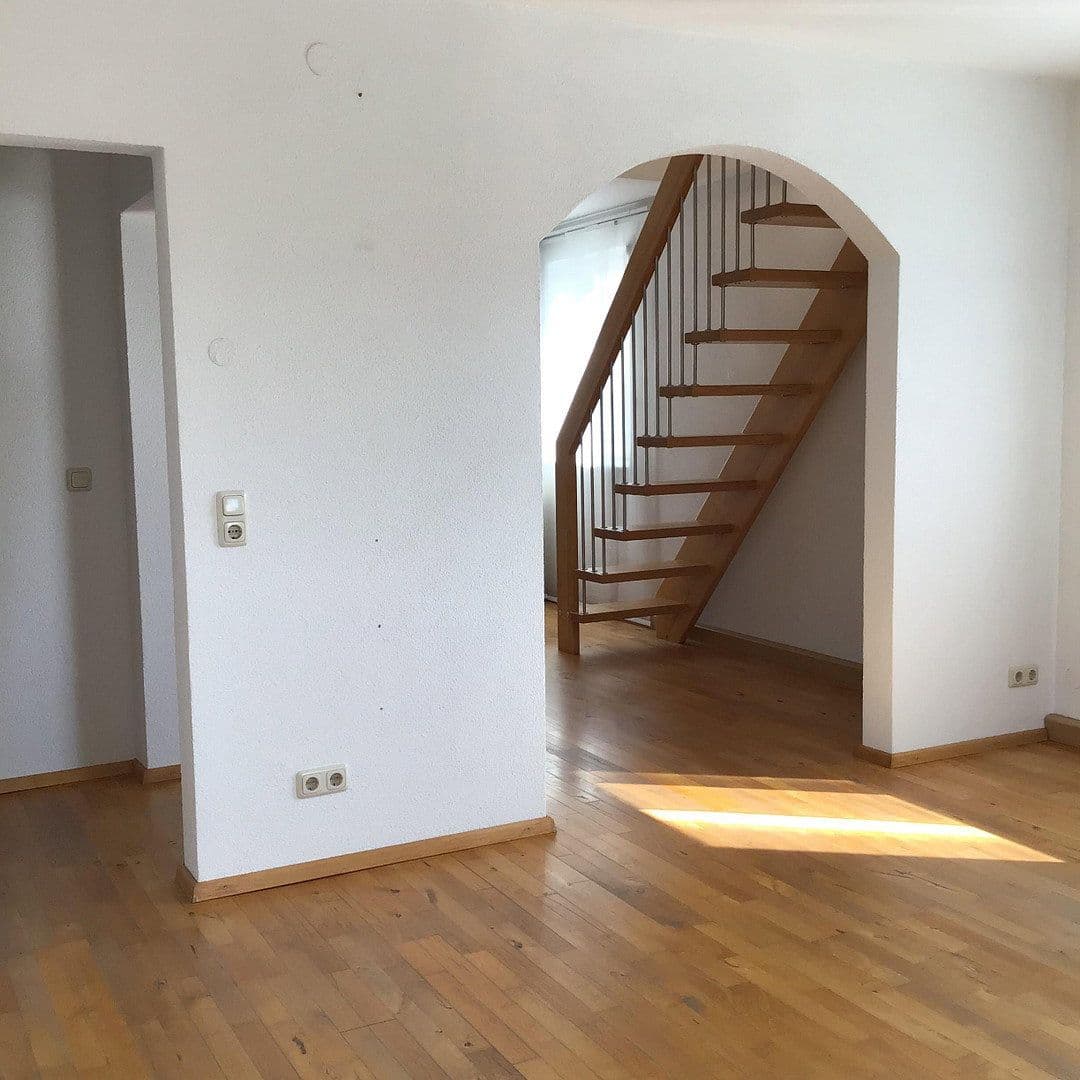 Predaj bytu 6-izbový 145 m², Wiesenstraße 8, Eltville am Rhein, Hesensko Predaj bytu 6-izbový 145 m², Wiesenstraße 8, Eltville am Rhein, Hesensko