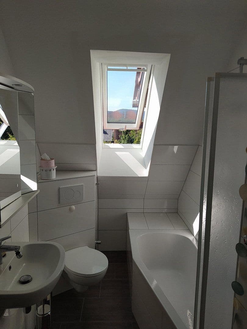 Predaj bytu 2-izbový 55 m², Wennigsen (Deister), Dolné Sasko Predaj bytu 2-izbový 55 m², Wennigsen (Deister), Dolné Sasko