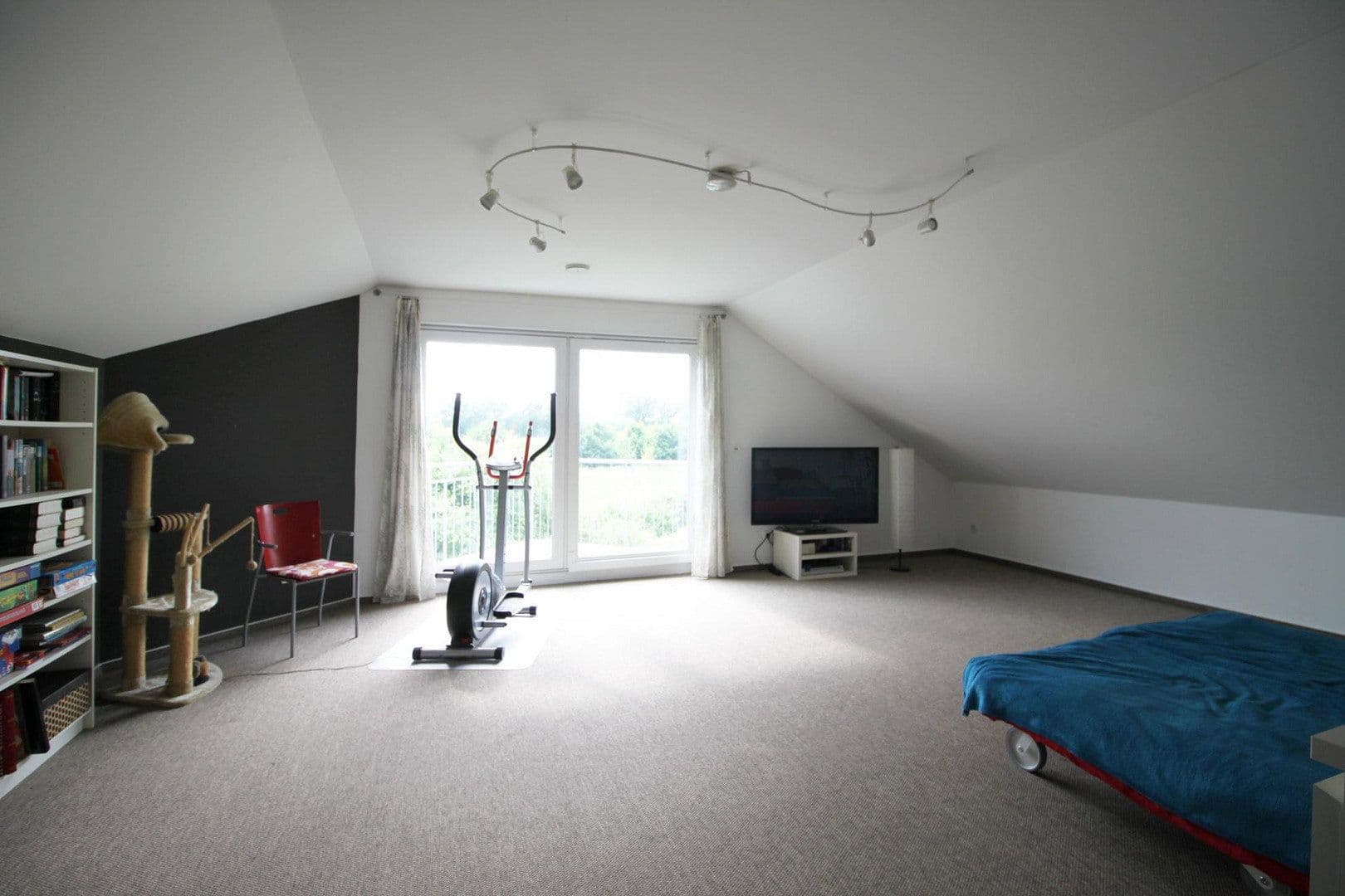 Predaj domu 153 m², pozemok 615 m², Lüneburg, Dolné Sasko Predaj domu 153 m², pozemok 615 m², Lüneburg, Dolné Sasko