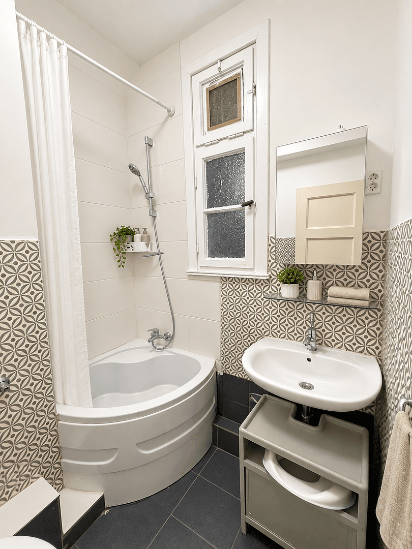 Predaj bytu 2-izbový 61 m², Düsseldorf, Severné Porýnie - Westfálsko Predaj bytu 2-izbový 61 m², Düsseldorf, Severné Porýnie - Westfálsko