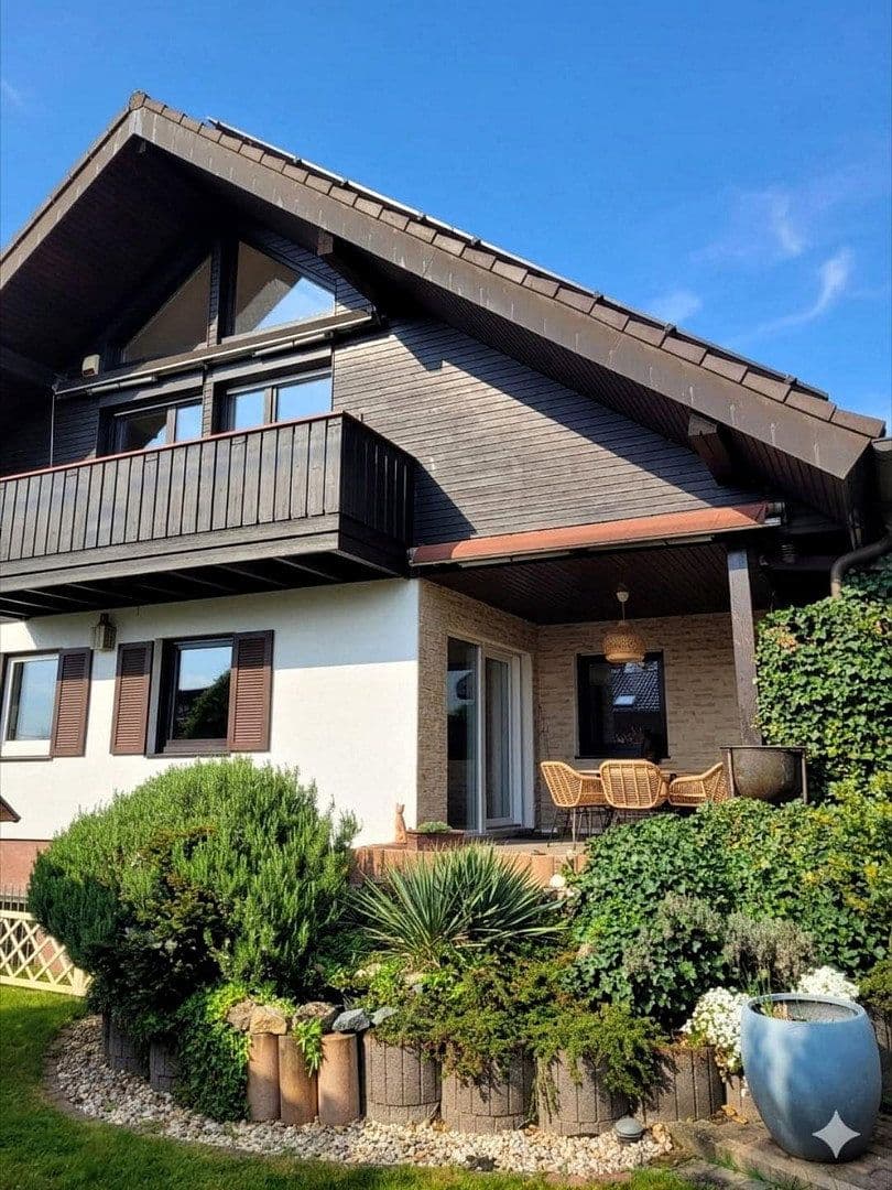 Predaj domu 202 m², pozemok 605 m², Seeheim-Jugenheim, Hesensko Predaj domu 202 m², pozemok 605 m², Seeheim-Jugenheim, Hesensko