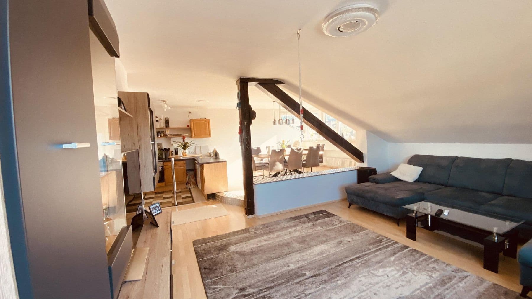 Prenájom bytu 3-izbový 78 m², Balingen, Bádensko-Wurttembersko Prenájom bytu 3-izbový 78 m², Balingen, Bádensko-Wurttembersko