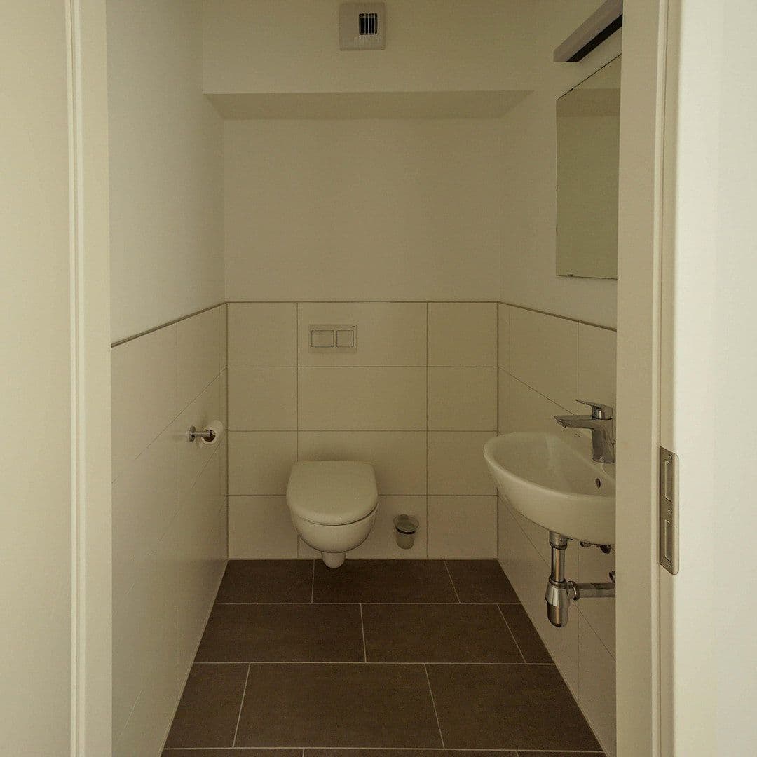 Prenájom bytu 4-izbový 114 m², Johanna-Dachs-Str. 34, Regensburg, Bavorsko Prenájom bytu 4-izbový 114 m², Johanna-Dachs-Str. 34, Regensburg, Bavorsko