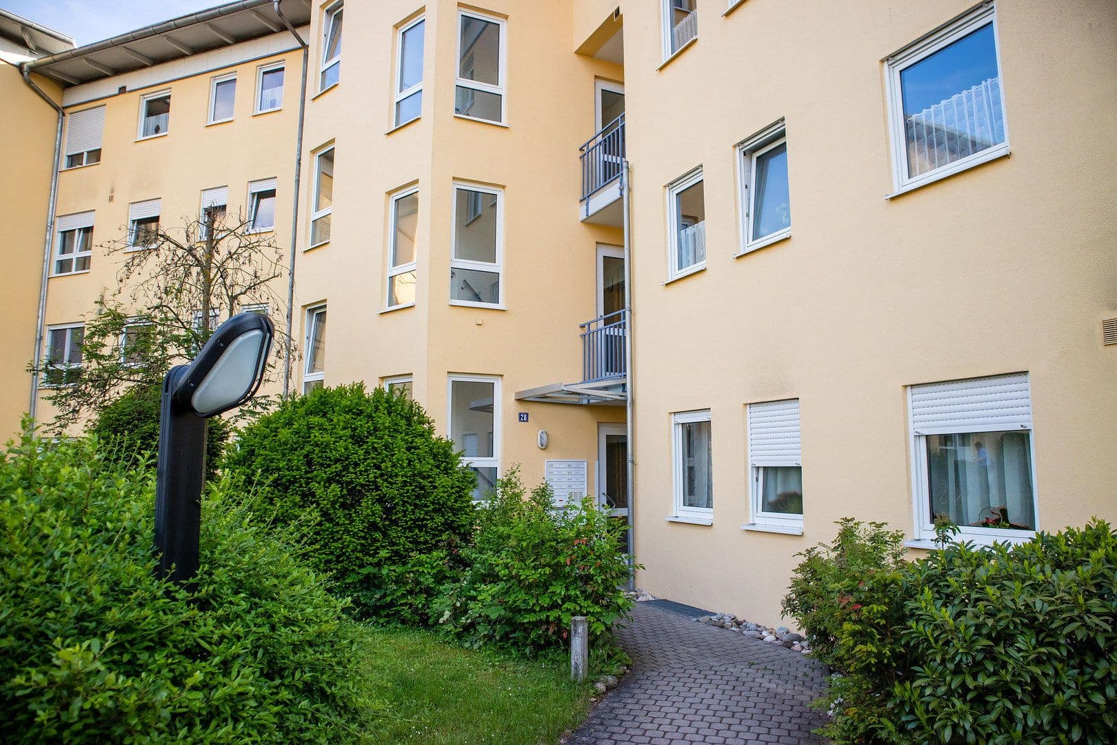 Prenájom bytu 3-izbový 90 m², Makarenkostraße 28, Nürnberg, Bavorsko Prenájom bytu 3-izbový 90 m², Makarenkostraße 28, Nürnberg, Bavorsko