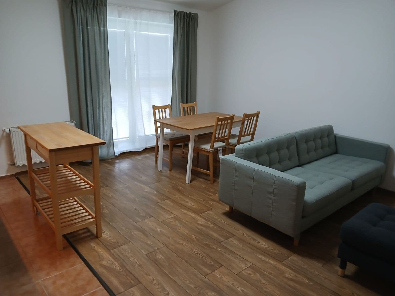 Prenájom bytu 2-izbový 50 m², Riegrova, Černošice, Středočeský kraj Prenájom bytu 2-izbový 50 m², Riegrova, Černošice, Středočeský kraj