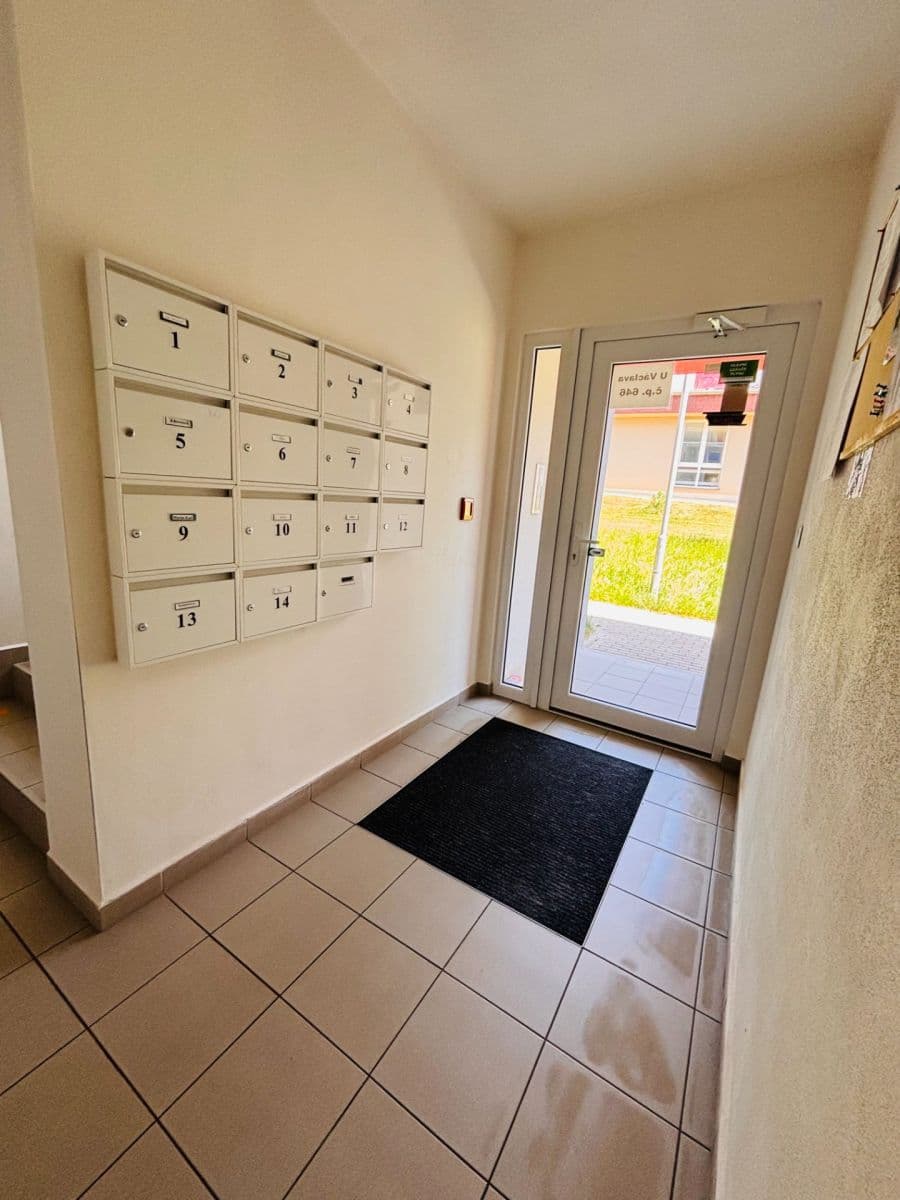 Prenájom bytu 3-izbový 84 m², U Václava, Plasy, Plzeňský kraj Prenájom bytu 3-izbový 84 m², U Václava, Plasy, Plzeňský kraj