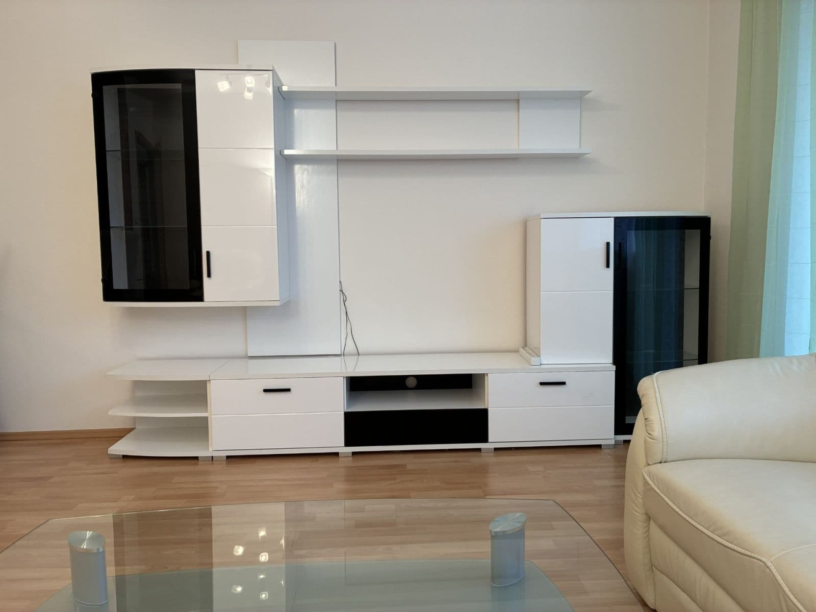 Prenájom bytu 2-izbový 64 m², Chlebovická, Praha, Praha Prenájom bytu 2-izbový 64 m², Chlebovická, Praha, Praha