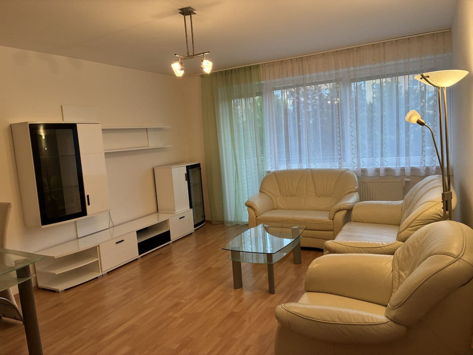 Prenájom bytu 2-izbový 64 m², Chlebovická, Praha, Praha Prenájom bytu 2-izbový 64 m², Chlebovická, Praha, Praha
