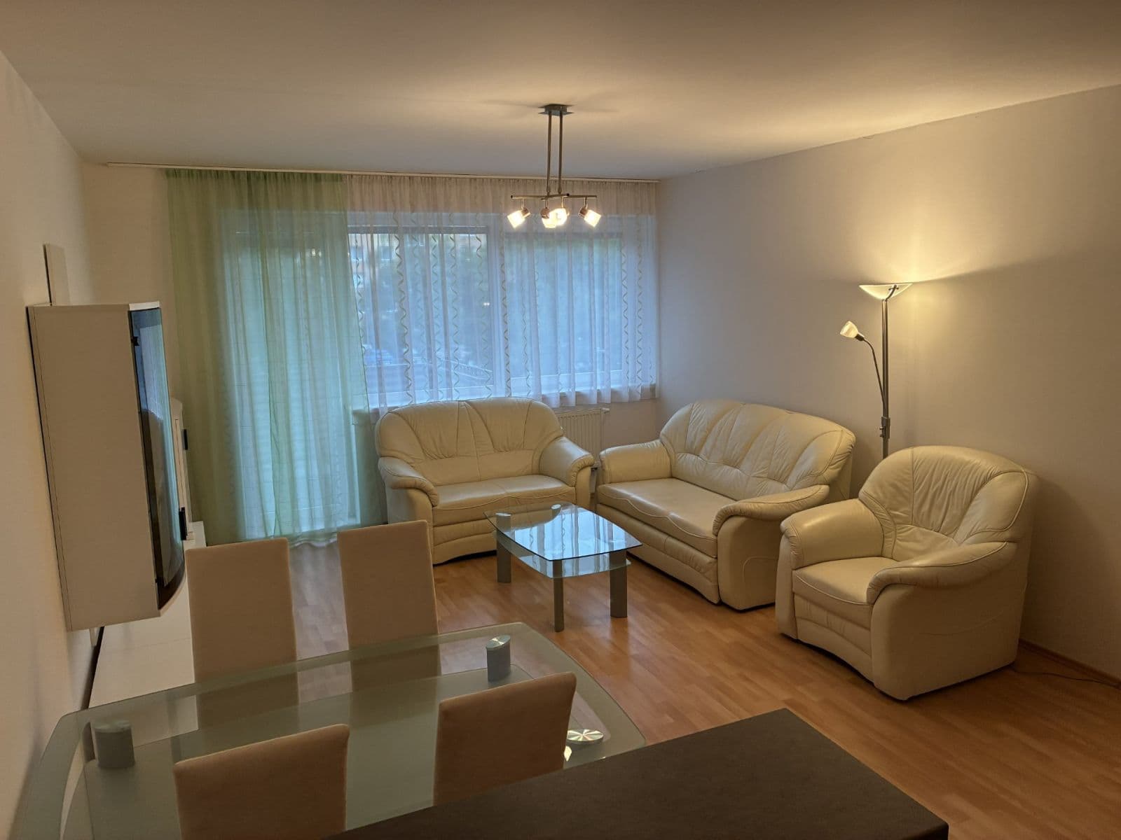 Prenájom bytu 2-izbový 64 m², Chlebovická, Praha, Praha Prenájom bytu 2-izbový 64 m², Chlebovická, Praha, Praha