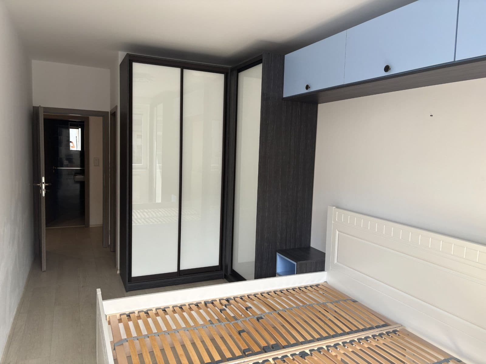 Prenájom bytu 4-izbový 108 m², Makedonská, Praha, Praha Prenájom bytu 4-izbový 108 m², Makedonská, Praha, Praha
