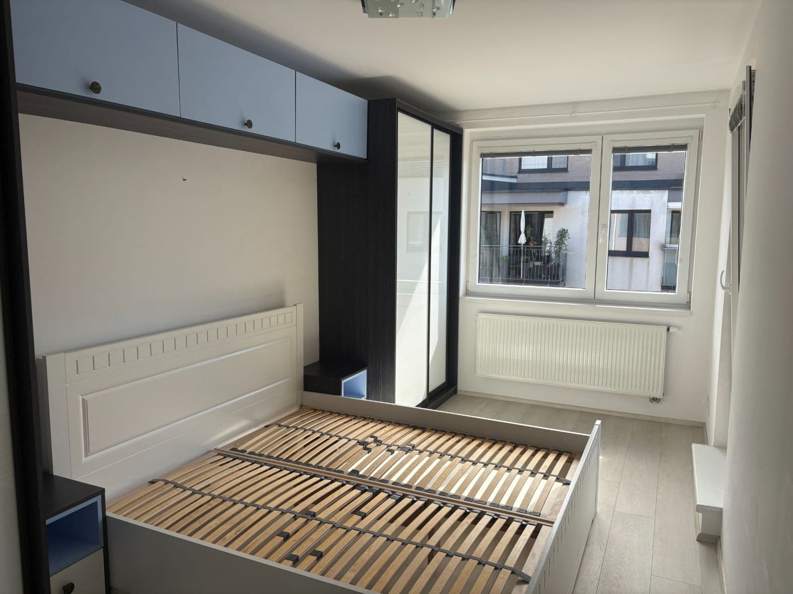 Prenájom bytu 4-izbový 108 m², Makedonská, Praha, Praha Prenájom bytu 4-izbový 108 m², Makedonská, Praha, Praha