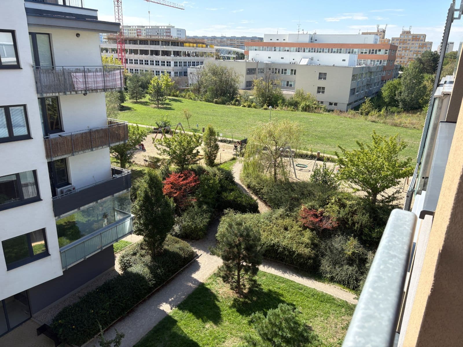 Prenájom bytu 4-izbový 108 m², Makedonská, Praha, Praha Prenájom bytu 4-izbový 108 m², Makedonská, Praha, Praha