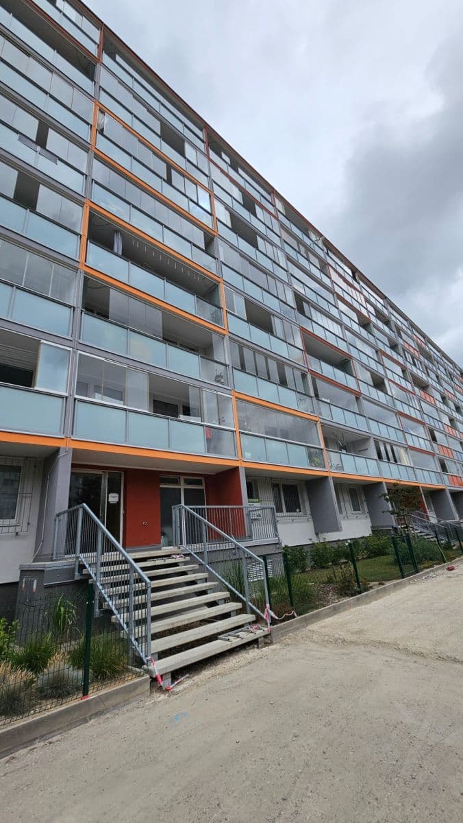 Prenájom bytu 2-izbový 54 m², Milánská, Praha, Praha Prenájom bytu 2-izbový 54 m², Milánská, Praha, Praha
